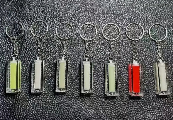 VAA5 EDC Keychain Glow-in-the-Dark